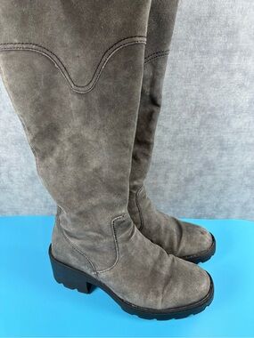 Born Women’s Tall Gray Leather Riding Boots Size 7M Side Zip Lug Sole 17”